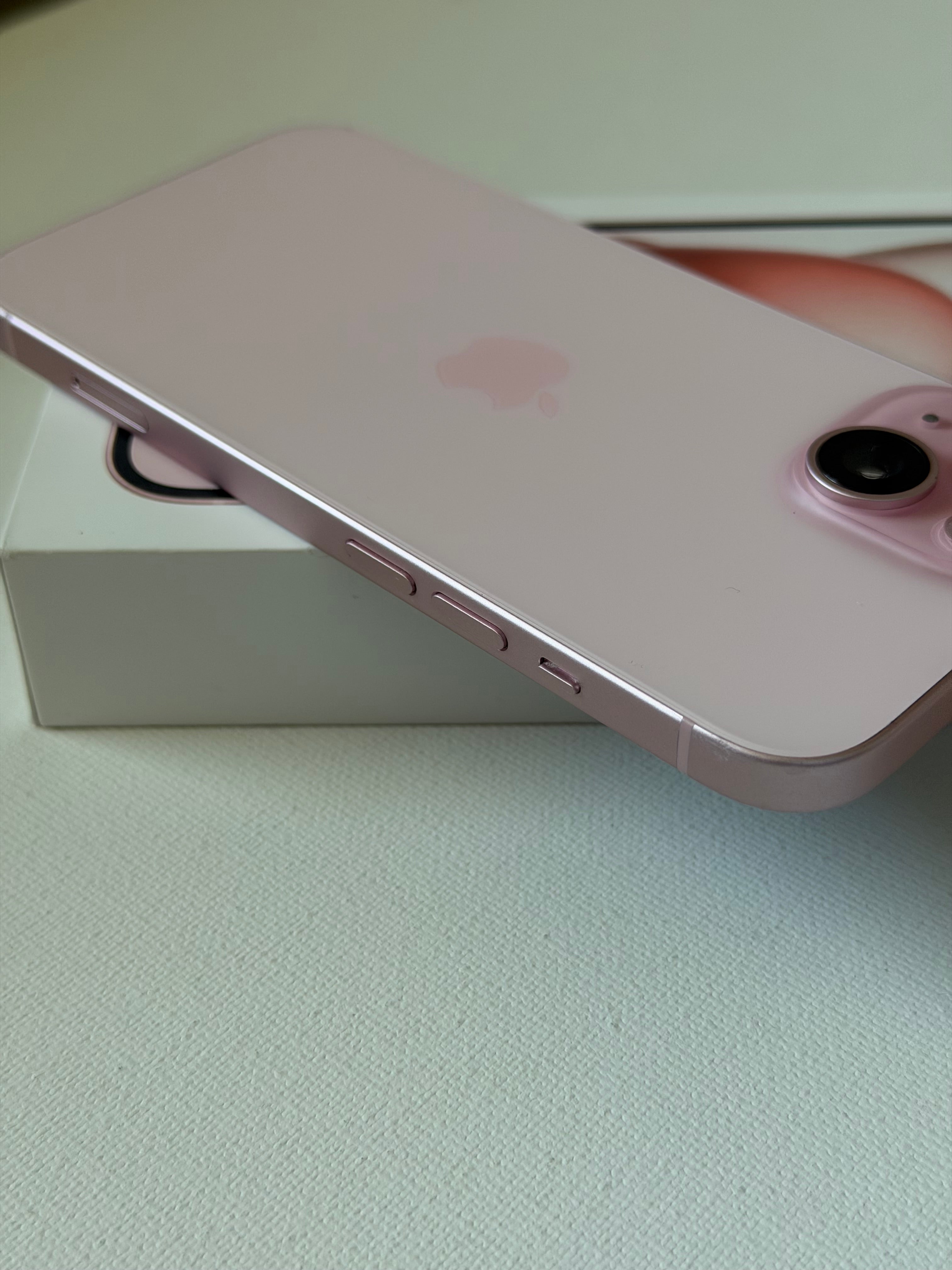 iPhone 15, 100%, 128GB