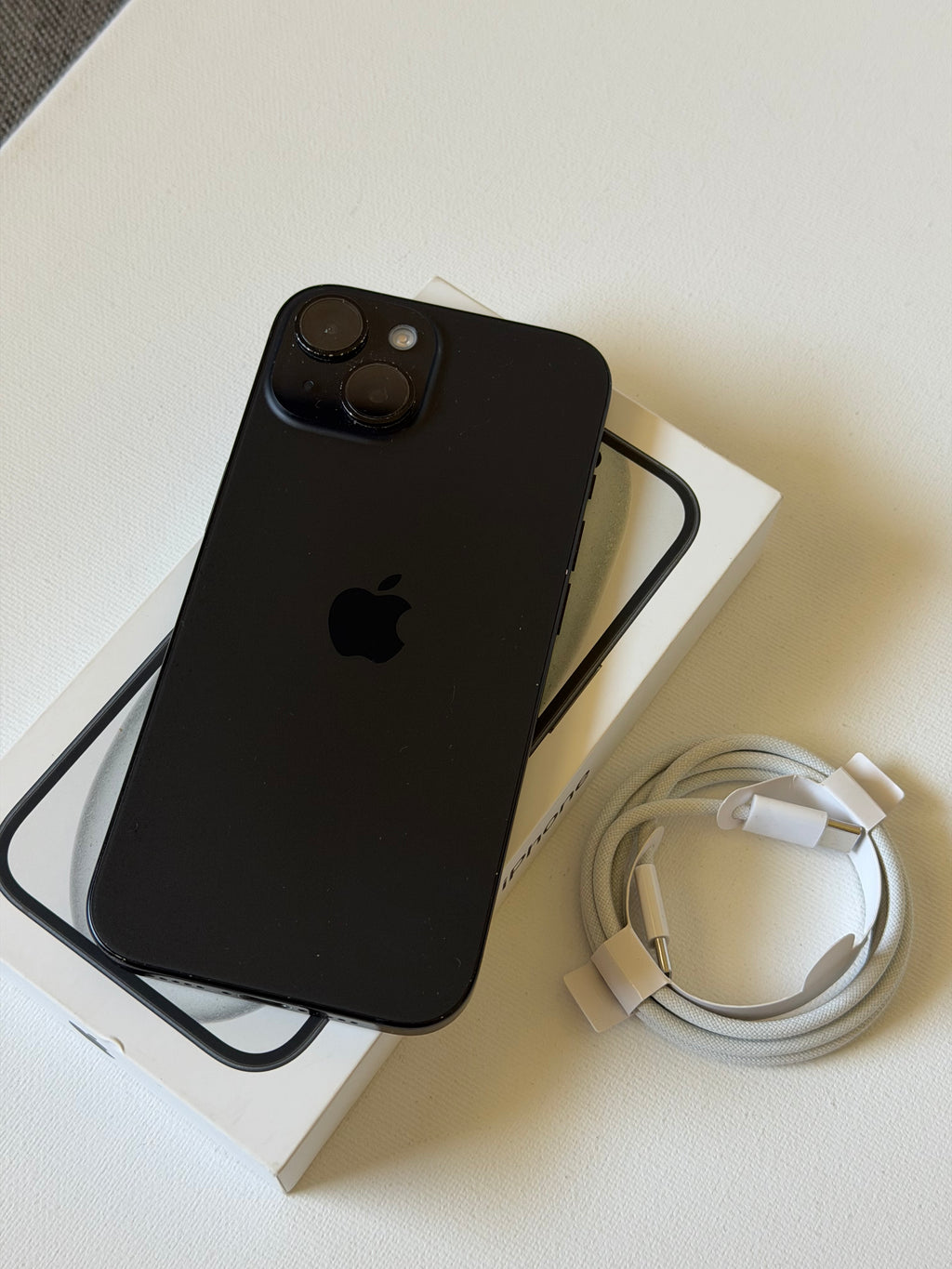iPhone 15- 88% - czarny