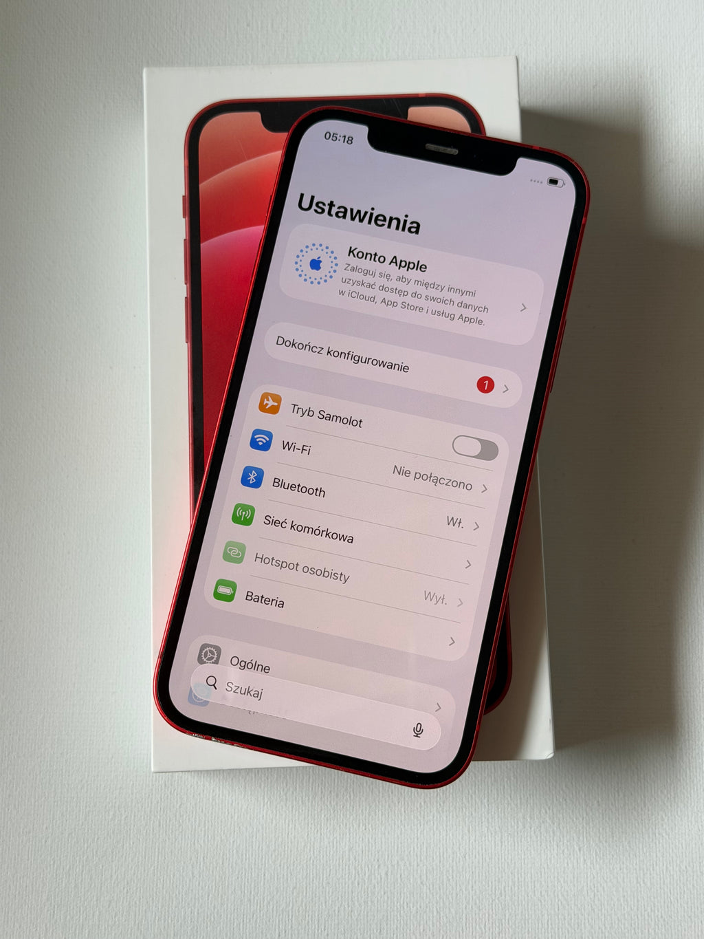 iPhone 12 - 75% - czerwony