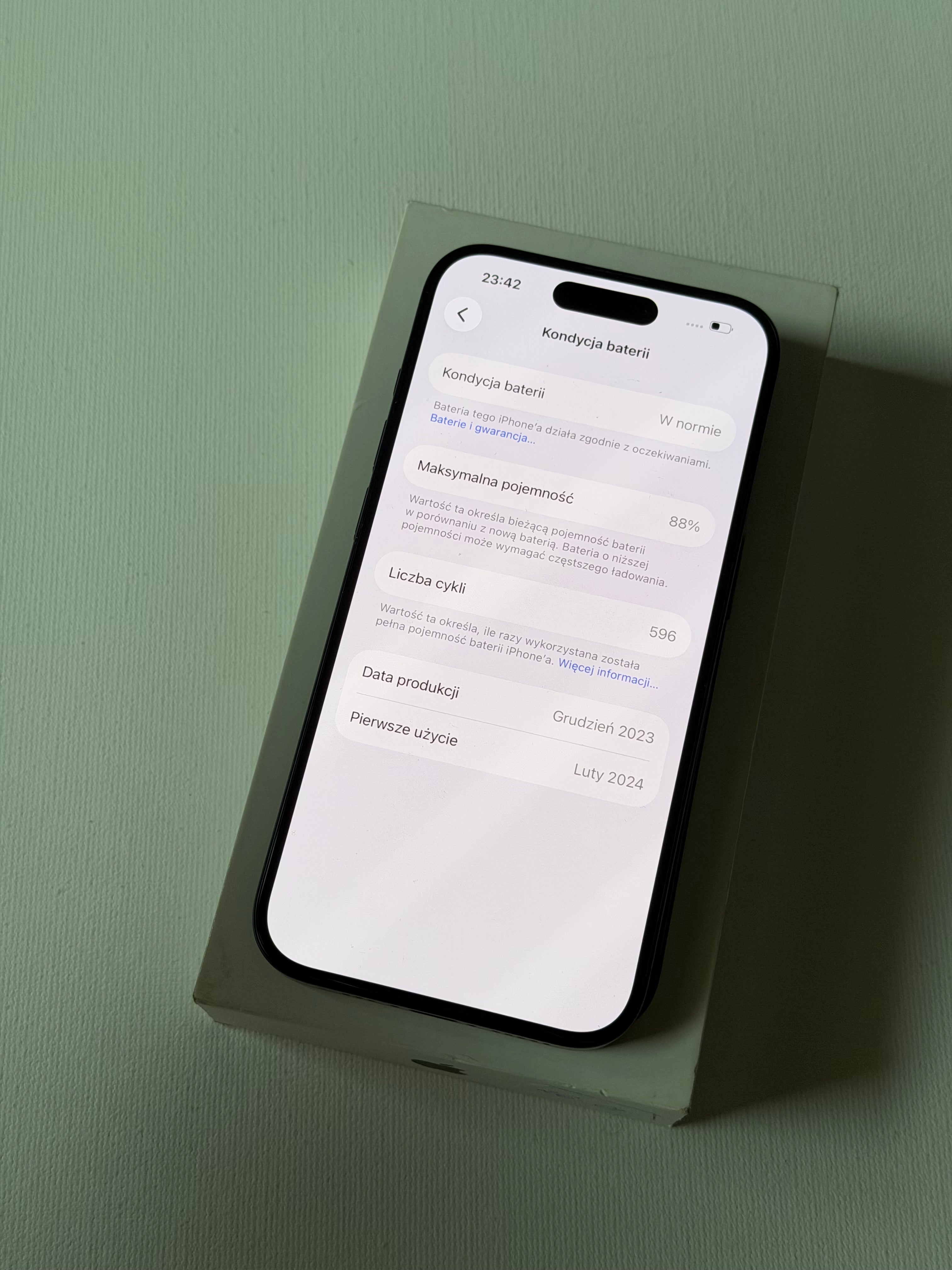 iPhone 15 pro - blue titanium - 88%