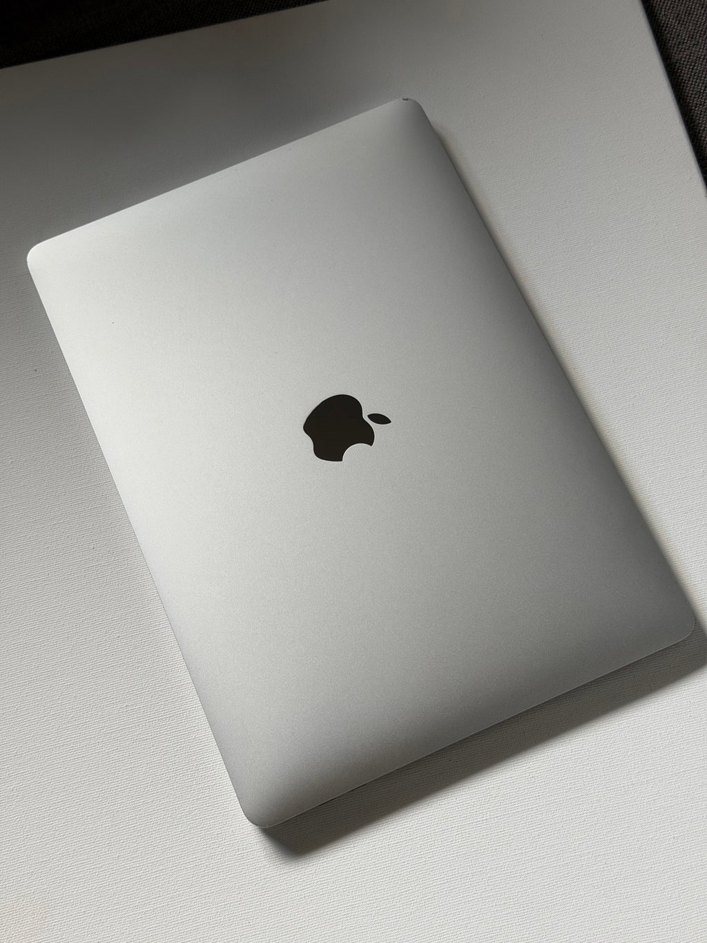 MacBook Pro i7 16GB RAM 500GB SSD Touch Bar Retina